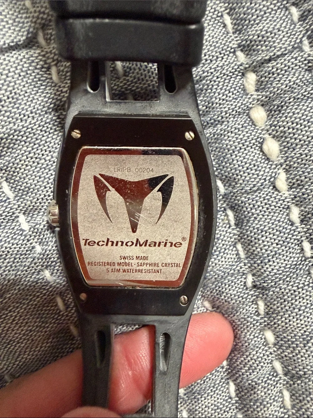 Technomarine sleek analog